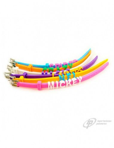 PULSERA CON LETRAS DE COLORES...